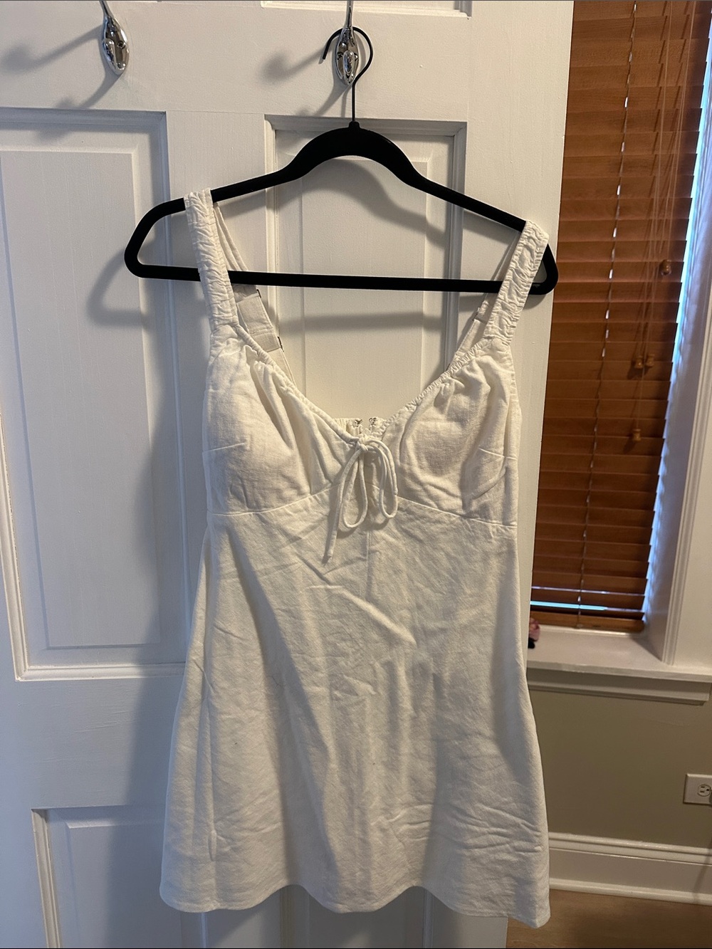 Abercrombie: Linen Mini Dress